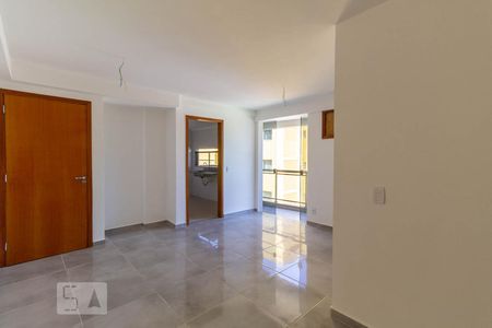 Sala de apartamento para alugar com 2 quartos, 60m² em Todos Os Santos, Rio de Janeiro