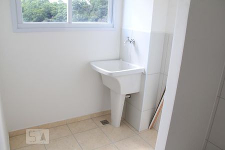 Área de serviço de apartamento para alugar com 2 quartos, 45m² em Jardim das Tulipas, Jundiaí