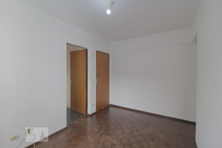 Sala de apartamento para alugar com 1 quarto, 34m² em Centro, Curitiba