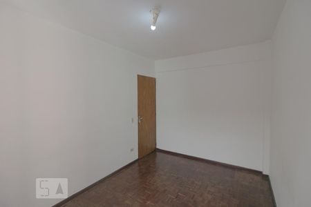 Quarto 1 de apartamento para alugar com 1 quarto, 34m² em Centro, Curitiba