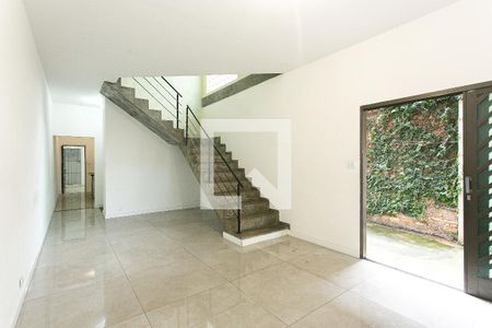 Sala 1 de casa à venda com 3 quartos, 280m² em Vila Carrão, São Paulo