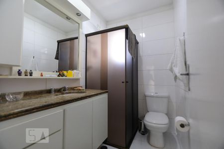 Banheiro de casa à venda com 3 quartos, 130m² em Chácara Califórnia, São Paulo