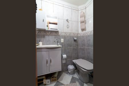 Banheiro de apartamento para alugar com 3 quartos, 75m² em Picanço, Guarulhos