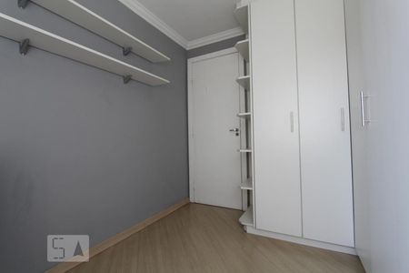Quarto 2 de apartamento para alugar com 2 quartos, 56m² em Capão Raso, Curitiba