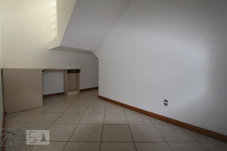 Suíte 2 de casa para alugar com 3 quartos, 128m² em Fazendinha, Curitiba