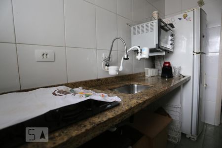Cozinha de apartamento à venda com 2 quartos, 54m² em Vila São Silvestre, São Paulo