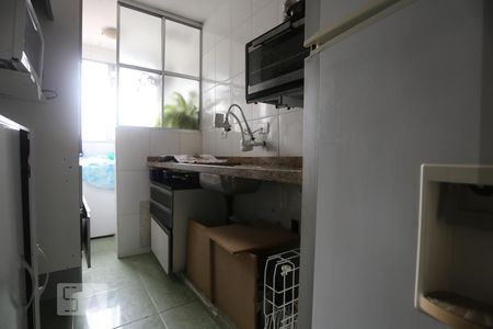 Cozinha de apartamento à venda com 2 quartos, 54m² em Vila São Silvestre, São Paulo