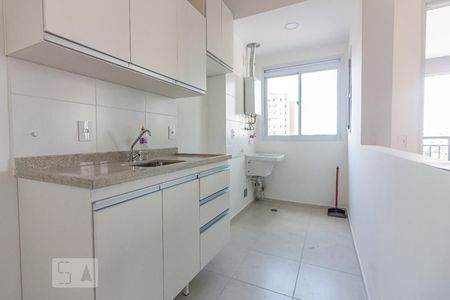 Cozinha de apartamento para alugar com 2 quartos, 45m² em Presidente Altino, Osasco