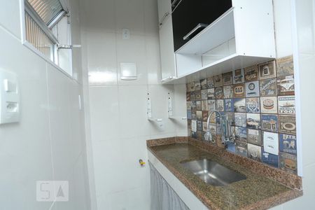 Cozinha de apartamento à venda com 1 quarto, 45m² em Copacabana, Rio de Janeiro