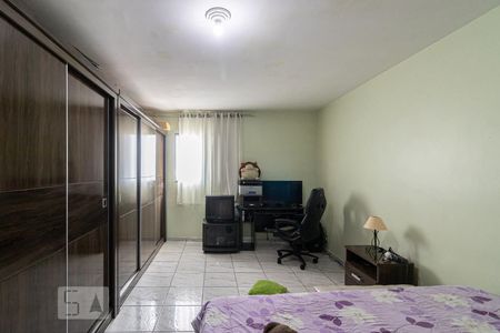 Quarto 1 de casa de condomínio para alugar com 2 quartos, 62m² em Vila Araguaia, São Paulo