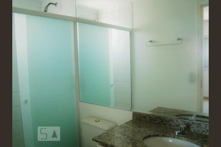 Banheiro de apartamento para alugar com 2 quartos, 62m² em Saúde, São Paulo