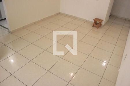 Sala de apartamento para alugar com 3 quartos, 61m² em Vila Endres, Guarulhos