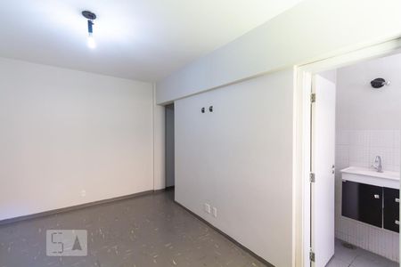 Suíte de kitnet/studio para alugar com 1 quarto, 43m² em Jardim Ampliação, São Paulo