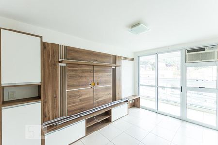 Sala de apartamento à venda com 2 quartos, 70m² em São Francisco, Niterói