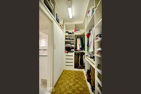 Closet de apartamento para alugar com 3 quartos, 145m² em Campos Elíseos, São Paulo