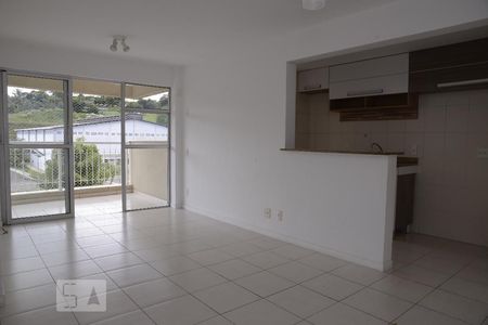 Sala de apartamento à venda com 3 quartos, 76m² em Pechincha, Rio de Janeiro