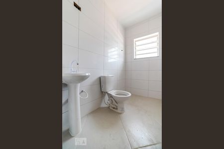 Banheiro de apartamento para alugar com 2 quartos, 75m² em Jardim Brasil (zona Norte), São Paulo