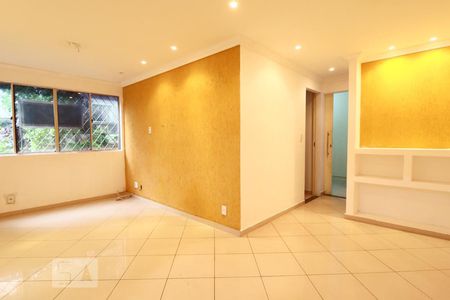 Sala de apartamento para alugar com 2 quartos, 48m² em Freguesia (jacarepaguá), Rio de Janeiro