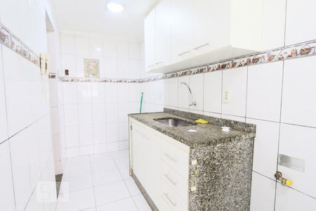 Cozinha de apartamento para alugar com 2 quartos, 48m² em Freguesia (jacarepaguá), Rio de Janeiro