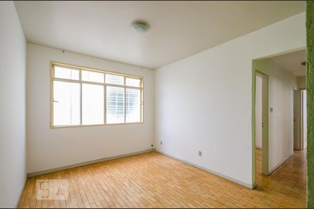 Sala de apartamento para alugar com 3 quartos, 70m² em Jardim America, Belo Horizonte