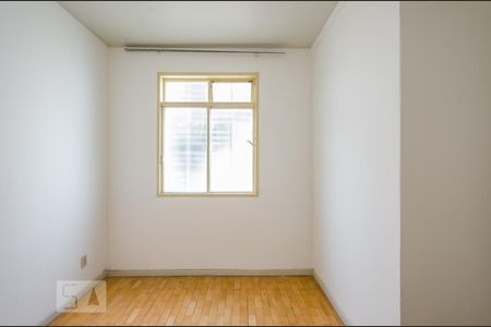 Quarto 1 de apartamento para alugar com 3 quartos, 70m² em Jardim America, Belo Horizonte