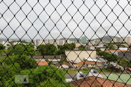 Vista Sala de apartamento à venda com 3 quartos, 70m² em Pechincha, Rio de Janeiro