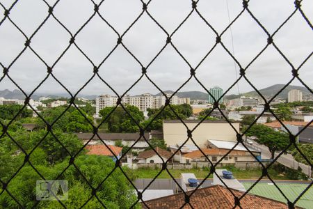 Vista Quarto 1 de apartamento à venda com 3 quartos, 70m² em Pechincha, Rio de Janeiro