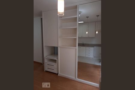 Sala de apartamento para alugar com 1 quarto, 55m² em Cambuí, Campinas