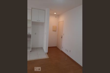 Sala de apartamento para alugar com 1 quarto, 55m² em Cambuí, Campinas