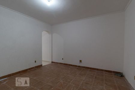 Sala de casa para alugar com 2 quartos, 110m² em Jardim Ivana, São Paulo