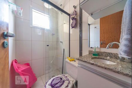 Banheiro  de apartamento para alugar com 2 quartos, 40m² em Vila Alzira, Santo André