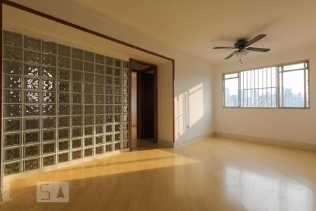 Sala de apartamento para alugar com 2 quartos, 52m² em Brás, São Paulo