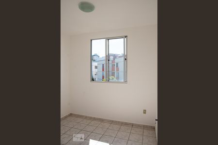 Apartamento para alugar com 3 quartos, 70m² em Heliópolis, Belo Horizonte