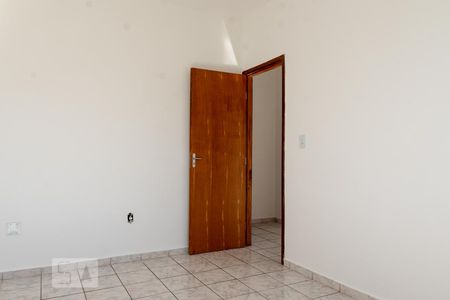 Apartamento para alugar com 3 quartos, 70m² em Heliópolis, Belo Horizonte