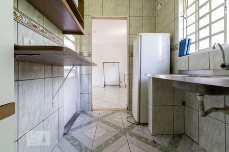 Cozinha de casa para alugar com 1 quarto, 45m² em Jardim Santa Maria, São Paulo
