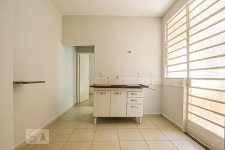 Cozinha de casa para alugar com 2 quartos, 80m² em Vila Rossi Borghi E Siqueira, Campinas