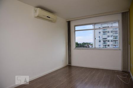 Sala de apartamento à venda com 2 quartos, 56m² em Taquara, Rio de Janeiro