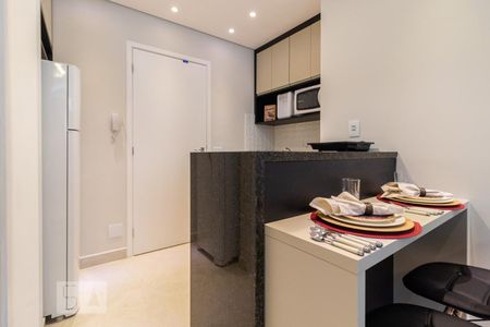 Cozinha de kitnet/studio para alugar com 1 quarto, 26m² em Bethaville I, Barueri