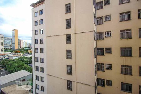 Vista Sala de apartamento à venda com 1 quarto, 60m² em Centro, Belo Horizonte