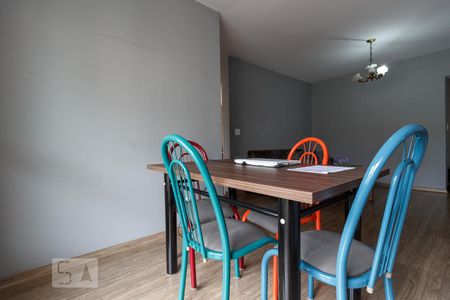 Sala de apartamento para alugar com 2 quartos, 77m² em Parque Imperial, São Paulo