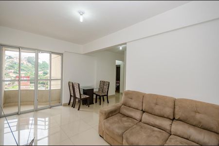 Sala de apartamento à venda com 3 quartos, 80m² em Estoril, Belo Horizonte