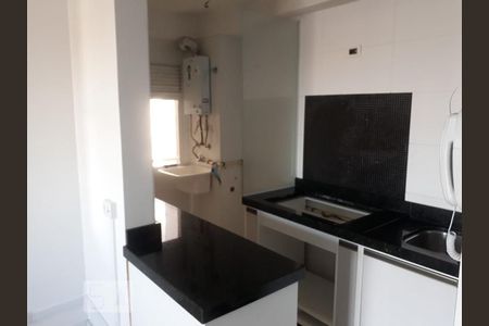 Cozinha de apartamento para alugar com 3 quartos, 85m² em Atuba, Curitiba