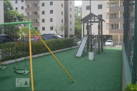 Playground de apartamento para alugar com 3 quartos, 70m² em Jardim Ampliação, São Paulo