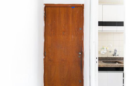 Entrada de apartamento à venda com 2 quartos, 65m² em Jardim São Savério, São Paulo