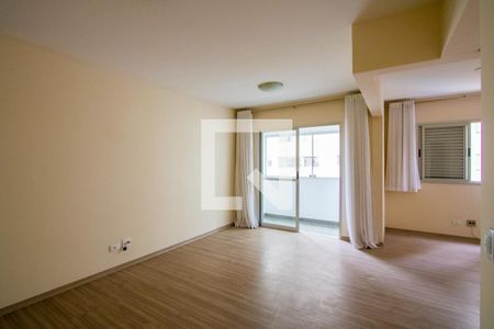 Sala de apartamento à venda com 2 quartos, 90m² em Vila Gilda, Santo André