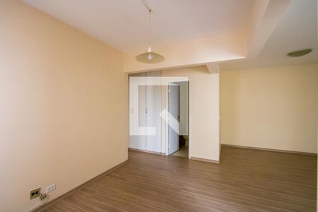 Sala de apartamento à venda com 2 quartos, 90m² em Vila Gilda, Santo André