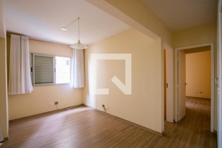 Sala de apartamento à venda com 2 quartos, 90m² em Vila Gilda, Santo André