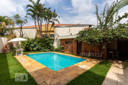 Piscina privativa de casa para alugar com 8 quartos, 400m² em Jardim Londrina, São Paulo