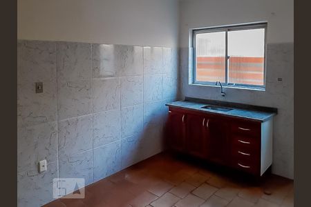 Casa para alugar com 1 quarto, 30m² em Vila Tolstoi, São Paulo