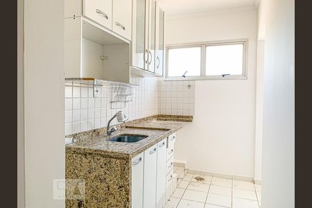 Cozinha de apartamento à venda com 1 quarto, 60m² em Jardim Proença, Campinas